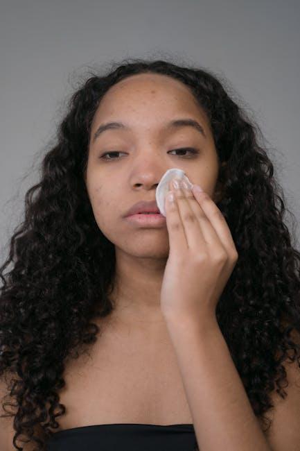 How to Prevent Acne Breakouts with a Simple Skincare Routine