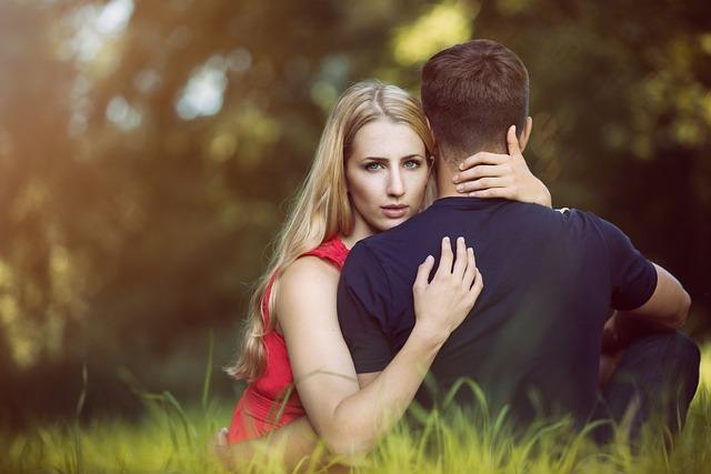 How to Build a Healthy Relationship with Clear Communication