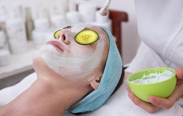 Master the Art of Timing Your Skincare Routine