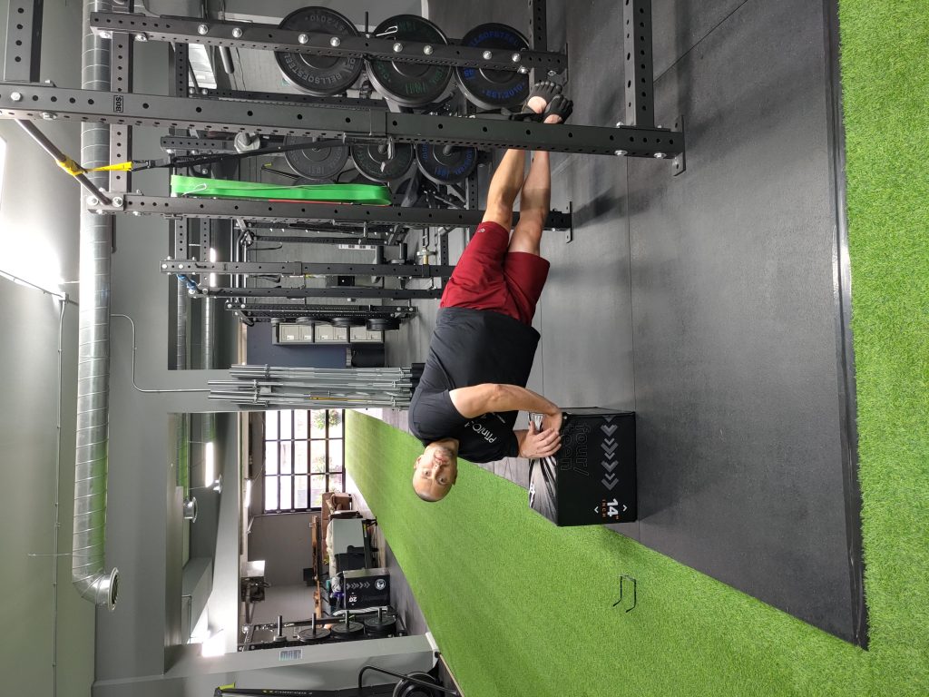 best exercises to build muscle with minimal equipment