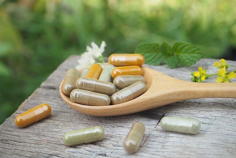 Choosing the Right Supplements to Enhance Your Diet