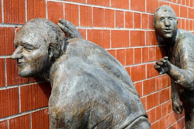 Master the Art of Conversation by Practicing Active Listening