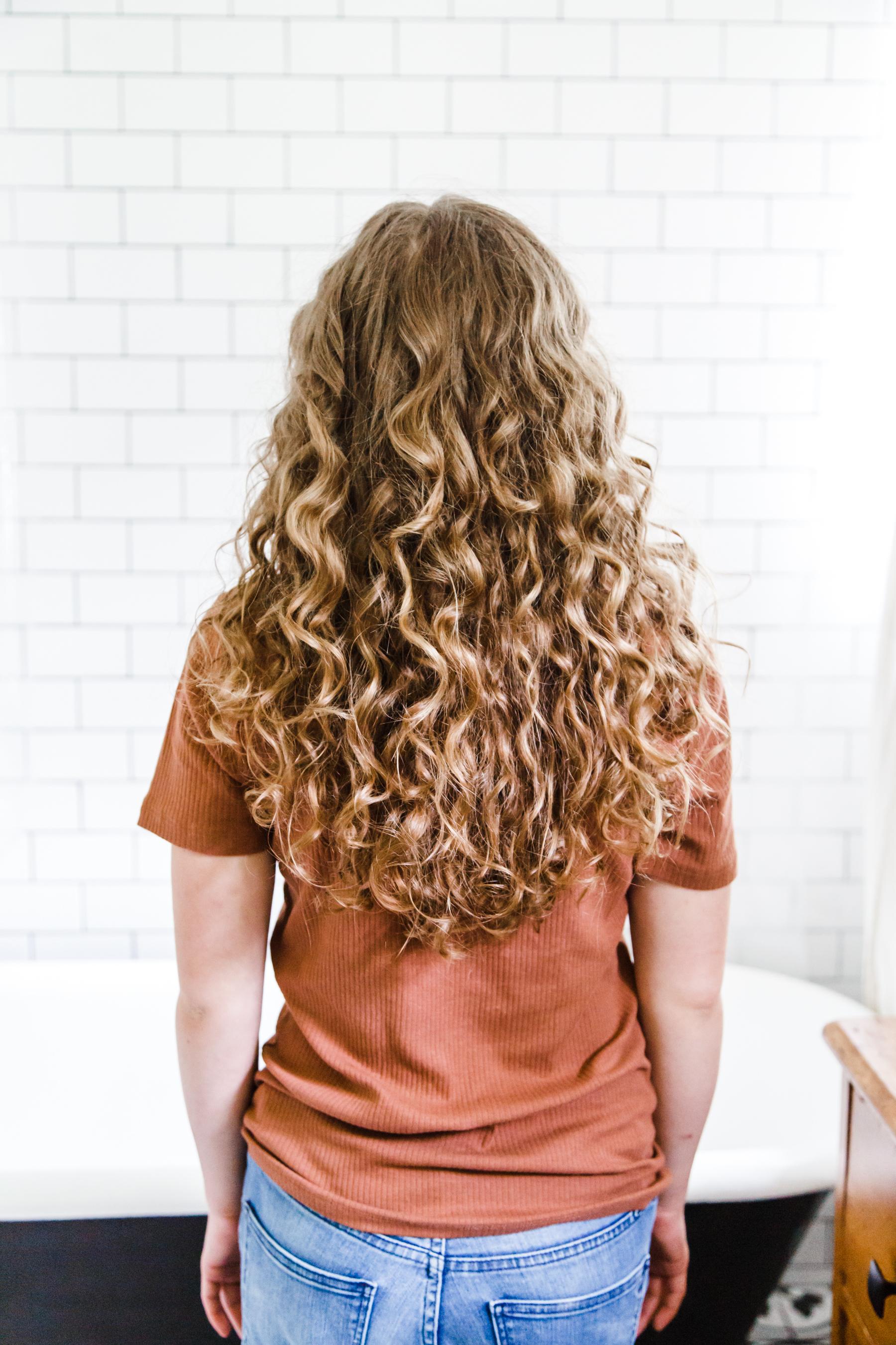 Essential Haircare Tips to Maintain Curly Locks